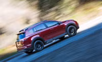 Toyota tăng tốc với phiên bản Adventure Rav4 năm 2018