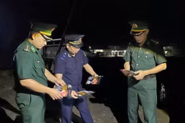 Tinh vi thủ đoạn buôn lậu: Thả hàng hóa trôi sông từ Trung Quốc về Việt Nam
