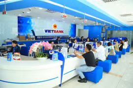 Mẹ Chủ tịch VietBank muốn mua thêm 22 triệu cổ phiếu VBB
