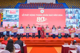 EximBank trao tặng 10 tỉ đồng hưởng ứng Tháng Nhân đạo năm 2026
