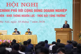 Thủ tướng đối thoại với cộng đồng doanh nghiệp: Cần chuyển mạnh từ cam kết sang kết quả thực chất