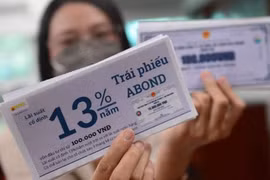 Doanh nghiệp bất động sản đẩy lãi suất trái phiếu lên mức 13,5%
