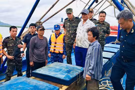 Bắt giữ tàu vận chuyển 30.000 lít dầu DO không rõ nguồn gốc