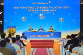 SACOMBANK thông qua đổi tên ngân hàng, chuyển trụ sở, ông Nguyễn Đức Thụy làm Phó Chủ tịch thường trực