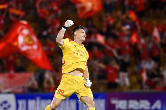 23 bàn thắng, 64.000 khán giả, không có trận hòa trong vòng mở màn V-League 2026/27