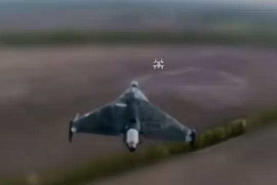 UAV Geran-4 Seeker Nga tập kích trung tâm hậu cần Ukraine