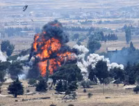 [Ảnh] Không còn gì sau khi Mỹ đặt bom tự phá hủy căn cứ ở Bắc Syria