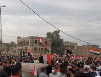 Vì đâu Mỹ từ chối rút quân, thậm chí dọa ngược Iraq?