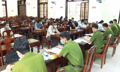 Tất cả các đối tượng qua xét nghiệm đều dương tính với ma túy Tất cả các đối tượng qua xét nghiệm đều dương tính với ma túy