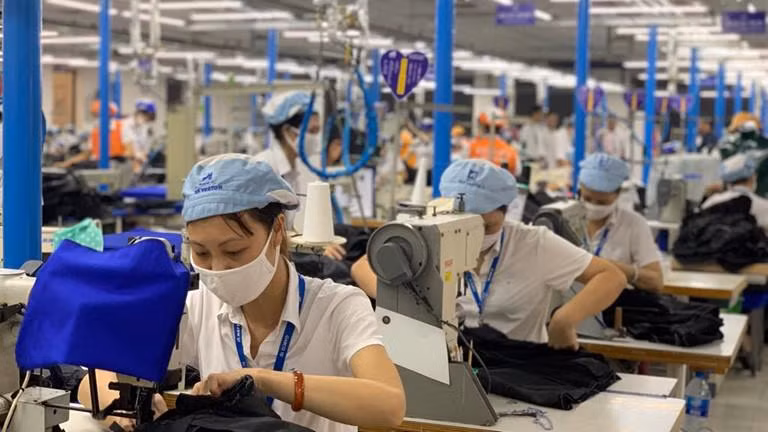 Doanh nghiệp có thể lựa chọn thưởng hay không thưởng Tết cho người lao động (ảnh minh họa)