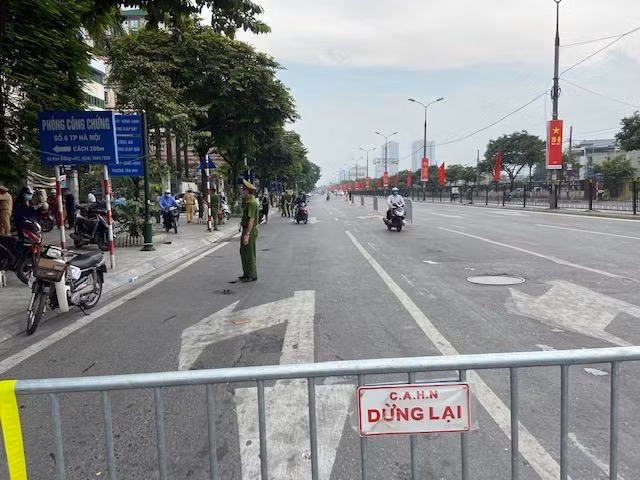 Chốt kiểm tra được triển khai ngay ngã ba Giải Phóng - Kim Đồng