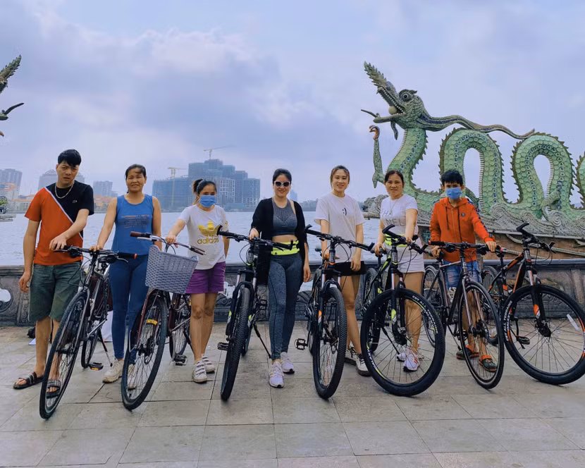 Đạp xe đang là lựa chọn dễ dàng thực hiện được với nhiều người Đạp xe đang là lựa chọn dễ dàng thực hiện được với nhiều người