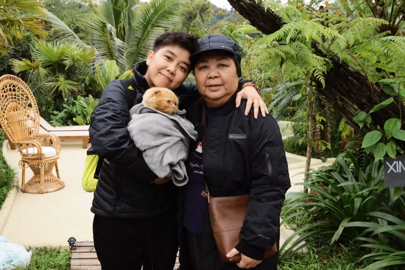 Chị Quỳnh Châu và mẹ trong "Hành trình Minh &Ping" Chị Quỳnh Châu và mẹ trong "Hành trình Minh &Ping"