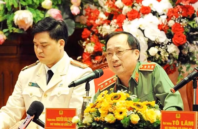 Thứ trưởng Nguyễn Văn Thành đối thoại, trao đổi với đoàn viên thanh niên CAND