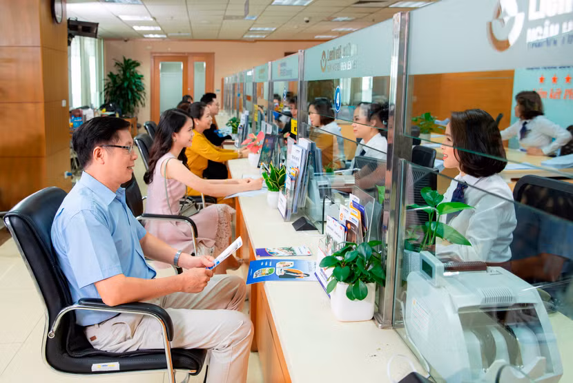 Ngân hàng sẽ thực hiện cung cấp thông tin về tài khoản cho cơ quan thuế lần đầu trong thời gian 90 ngày kể từ ngày 5/12/2020 tới