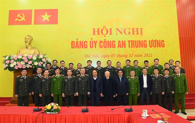 Tổng Bí thư Nguyễn Phú Trọng dự Hội nghị Đảng ủy Công an Trung ương năm 2022. Tổng Bí thư Nguyễn Phú Trọng dự Hội nghị Đảng ủy Công an Trung ương năm 2022.