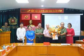 Chi hội nhà báo Báo An ninh Thủ đô: Nỗ lực, kiên cường, tự tin mở ra chặng đường mới 