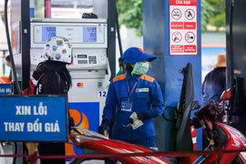 Giá xăng dầu đồng loạt giảm trước thềm nghỉ lễ 2/9