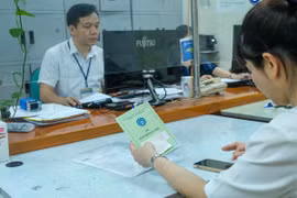 Sinh con sau khi nghỉ hưu 2 tháng, lao động nữ có được hưởng chế độ thai sản?