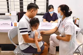 Hà Nội khám sức khỏe miễn phí cho hơn 2,2 triệu học sinh trước năm học mới