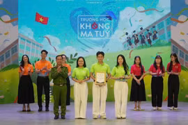 Từ người lính “đánh án ma túy” đến “idol” của học sinh, sinh viên Hà Nội