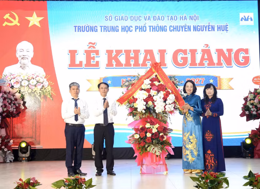 khai-giang.jpg
