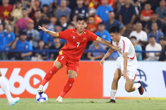 U20 Việt Nam thua đậm trận ra quân vòng loại U20 châu Á 2027