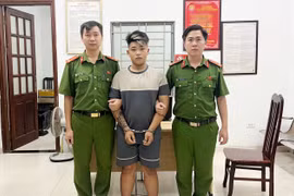 Bắt đối tượng mang lệnh truy nã