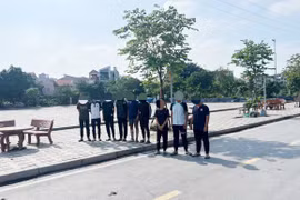 Khởi tố 4 đối tượng dùng bình xịt hơi cay, gậy bóng chày đánh nhau