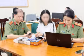 Bán sim điện thoại không chính chủ, một cơ sở kinh doanh bị xử phạt hành chính 