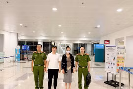 Vận động thành công đối tượng trốn truy nã từ Trung Quốc về Việt Nam đầu thú
