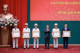 Tập trung xây dựng lực lượng chính quy, hiện đại, làm chủ khoa học công nghệ và an ninh mạng