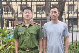 Vận động thành công đối tượng trốn truy nã gần 20 năm ra đầu thú