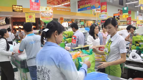 Sức mua yếu, dự trữ hàng Tết vẫn tăng ảnh 1