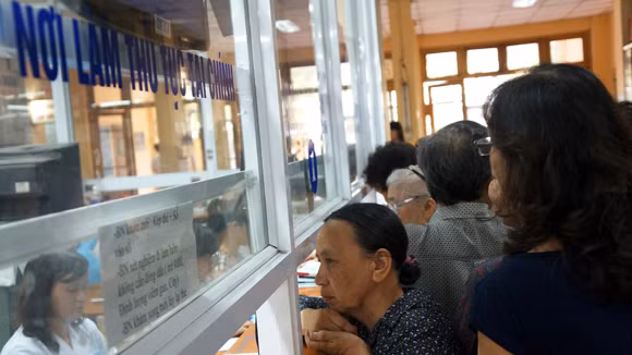 Người dân chưa coi BHYT là “bùa hộ mệnh” ảnh 1