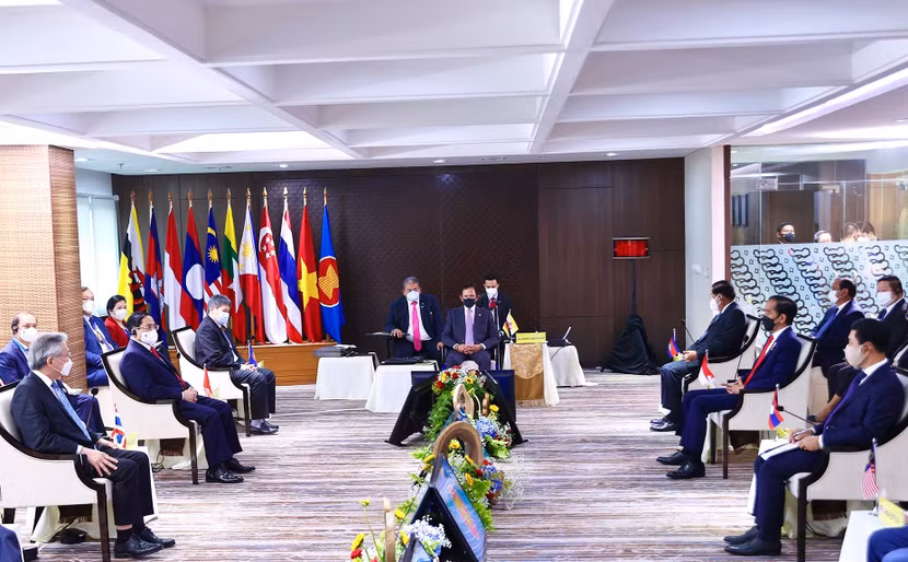 Lãnh đạo ASEAN cam kết đẩy mạnh xây dựng Cộng đồng, tăng cường hợp tác ứng phó Covid-19