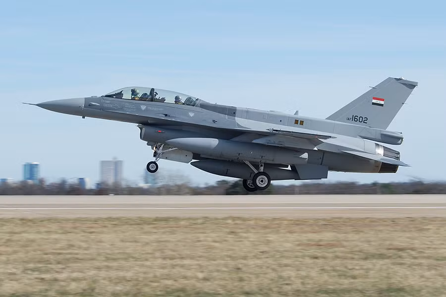 Máy bay F-16 của không quân Iraq.