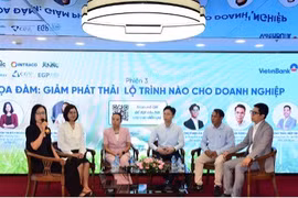 Giảm phát thải: Khi doanh nghiệp 'chuyển vai' từ tìm hiểu sang triển khai