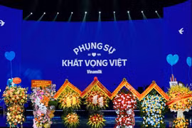 Vinamilk kỷ niệm cột mốc ’50 năm phụng sự khát vọng Việt’, vinh dự đón nhận danh hiệu Anh hùng Lao động lần thứ hai