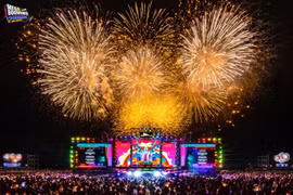 Nha Trang 'không ngủ' với đại nhạc hội Mega Booming - Charmora City
