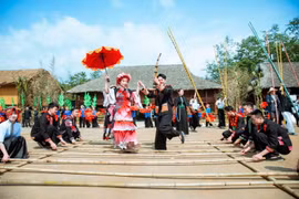 Hé lộ 'bản đồ' du xuân miền Bắc 'lên rừng xuống biển' chất như nước cất 