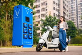 Vingroup khẩn cấp hỗ trợ khách hàng giảm áp lực giá xăng dầu