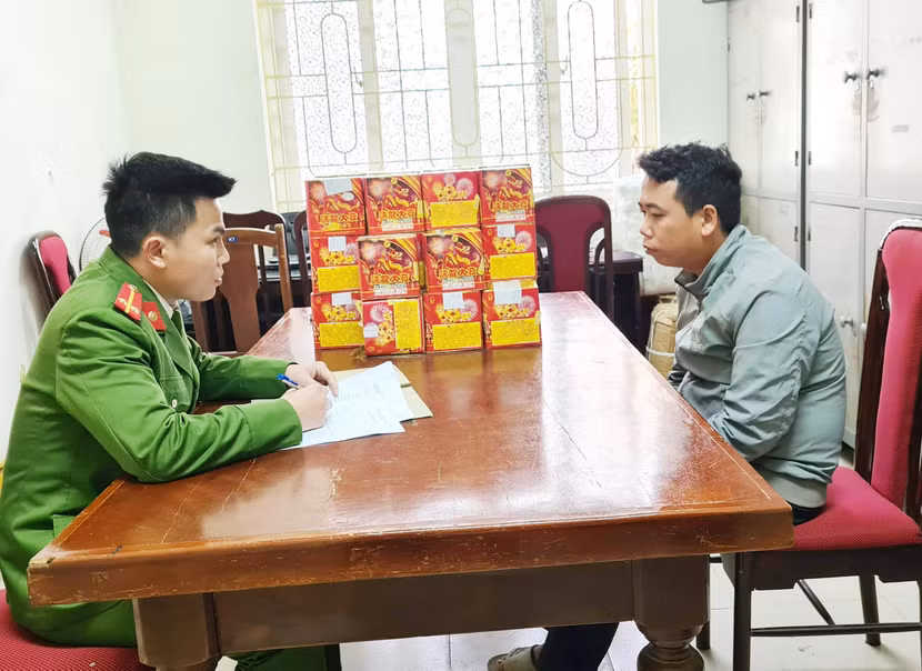 Cơ quan CSĐT - CAQ Nam Từ Liêm ghi lời khai của Nguyễn Trung Kiên