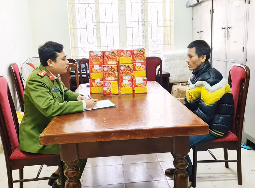 Cơ quan CSĐT - CAQ Nam Từ Liêm ghi lời khai đối tượng Hà Đức Thương