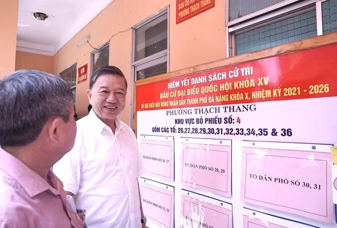 Bộ trưởng Tô Lâm kiểm tra thực tế công tác chuẩn bị bầu cử tại quận Hải Châu, Đà Nẵng
