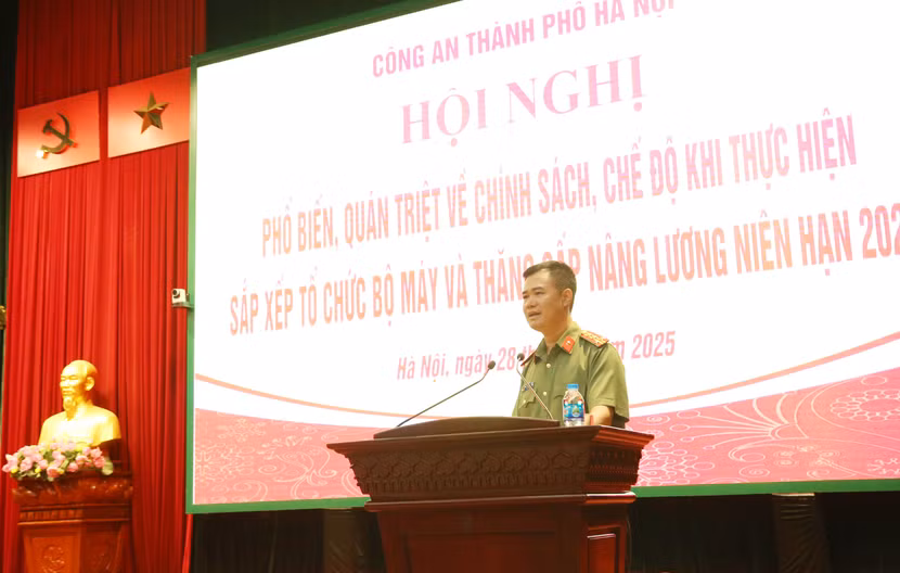 Đại tá Nguyễn Ngọc Quyền, Phó Giám đốc CATP chủ trì hội nghị