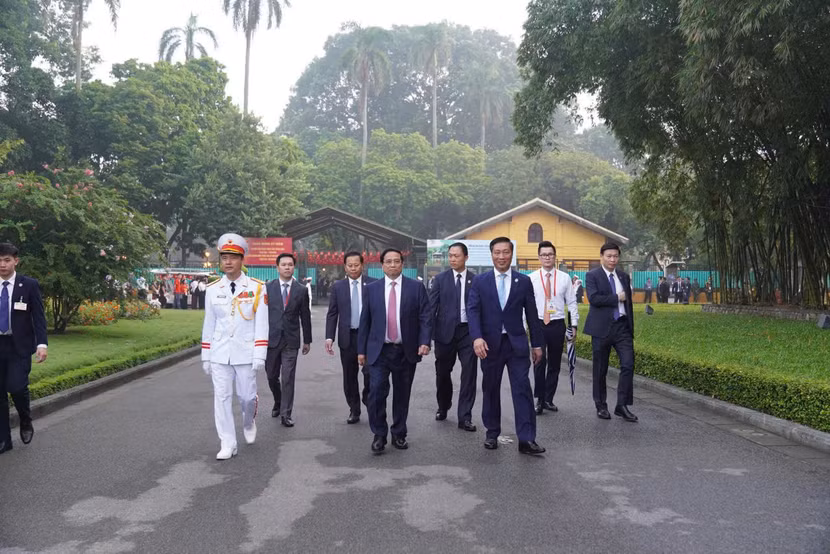 Lực lượng Cảnh vệ bảo vệ các đồng chí lãnh đạo Đảng, Nhà nước đến dự Đại lễ A80