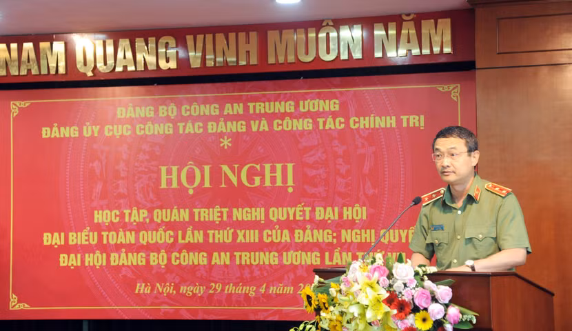 Trung tướng Nguyễn Ngọc Toàn, Bí thư Đảng ủy, Cục trưởng Cục trưởng Cục Công tác Đảng và công tác chính trị phát biểu khai mạc hội nghị