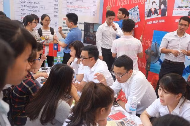 Thí sinh lưu ý trong việc chọn lựa ngành đào tạo có nhu cầu nhân lực cao