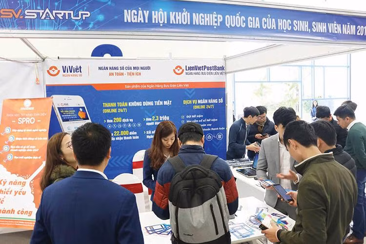 Điểm nhấn của sự kiện là Cuộc thi “Học sinh, sinh viên với ý tưởng khởi nghiệp” được tổ chức trên quy mô toàn quốc